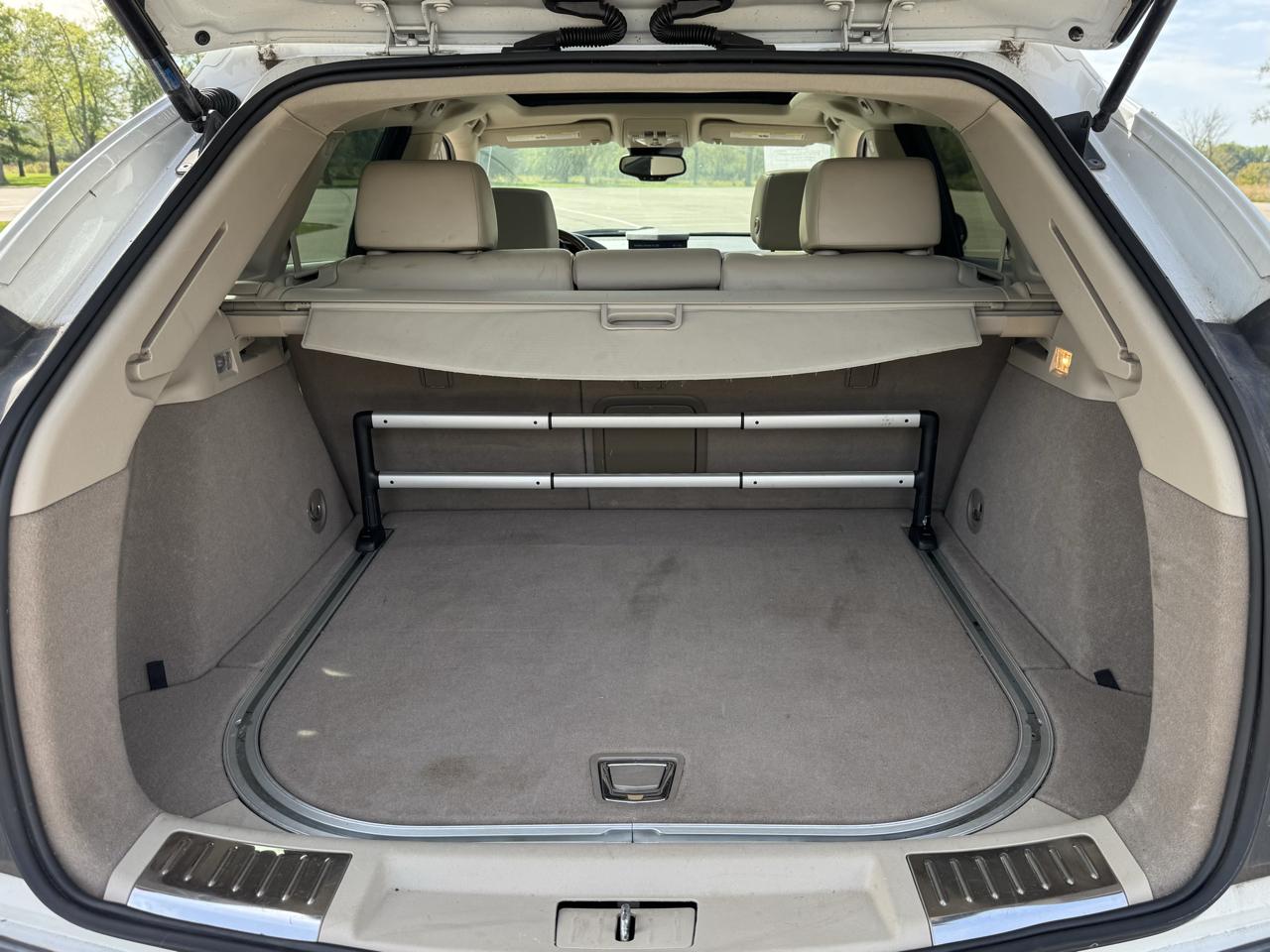 Cadillac SRX Performance AWD 2012