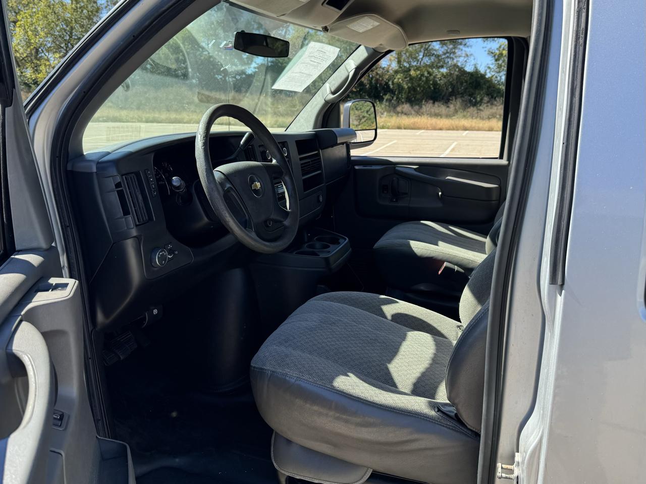 Chevrolet Express 1500 LS 2014