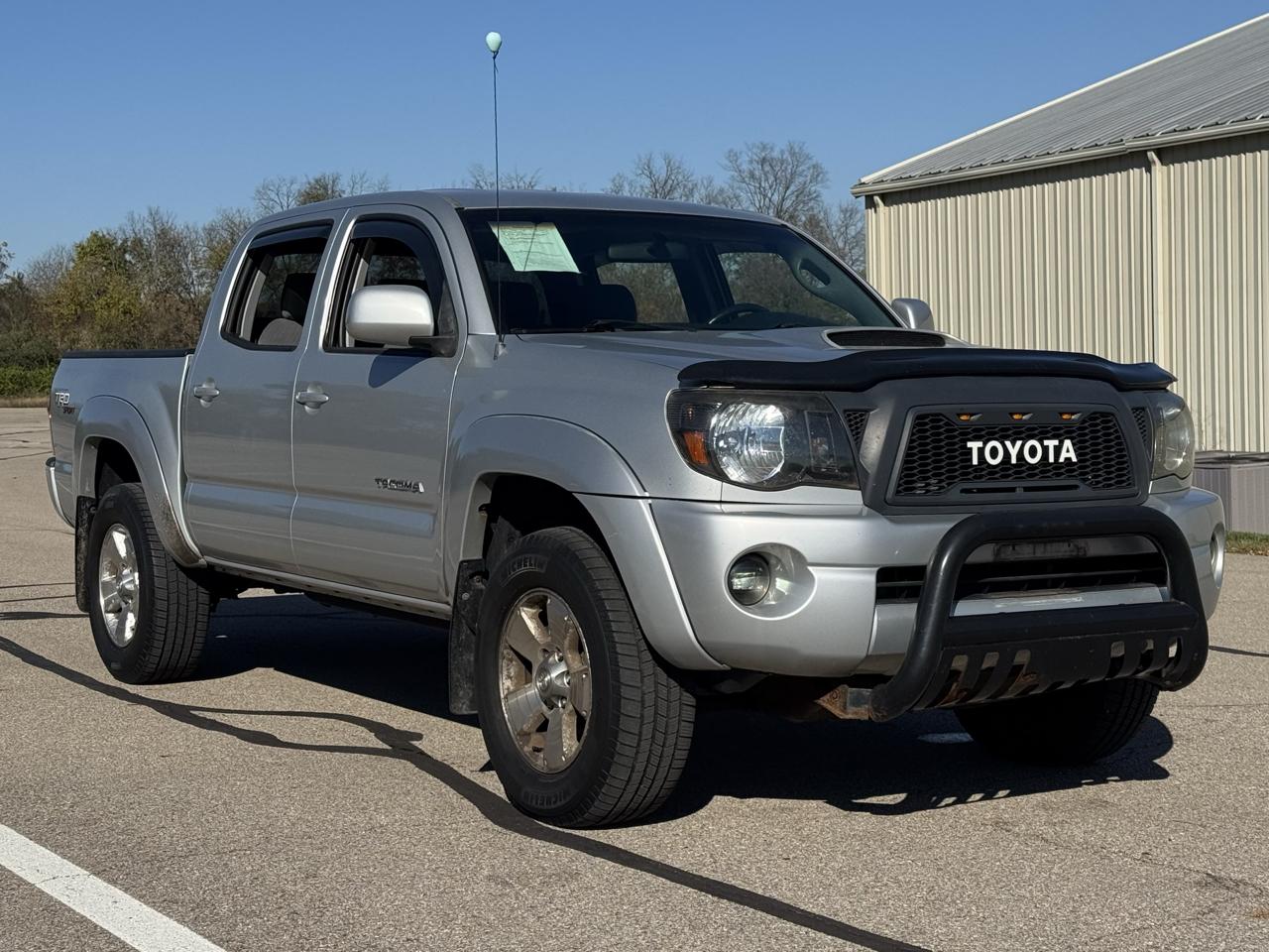 Toyota Tacoma Double Cab V6 Manual 4WD 2005