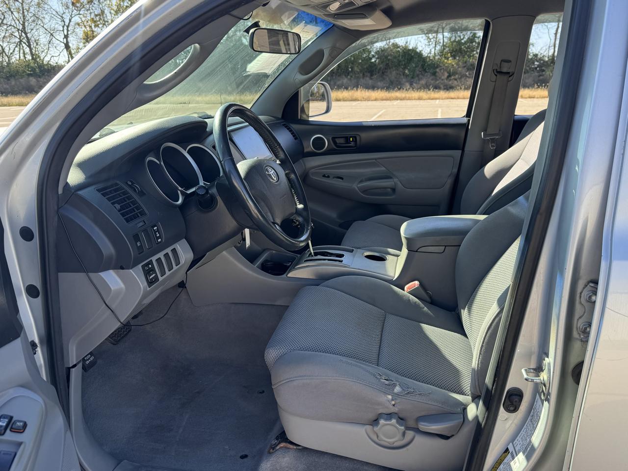 Toyota Tacoma Double Cab V6 Manual 4WD 2005