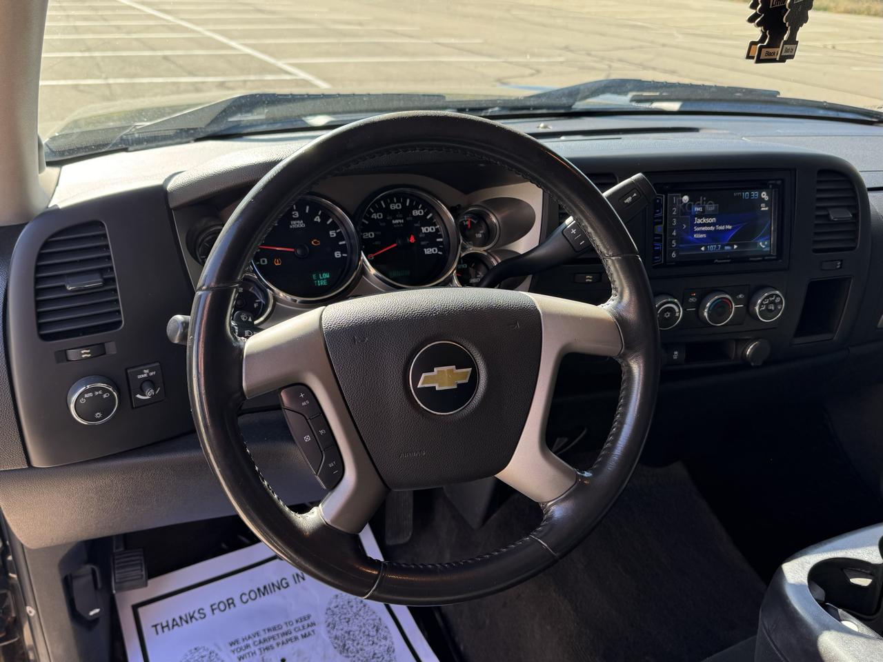 Chevrolet Silverado 1500 LT Crew Cab 4WD 2012