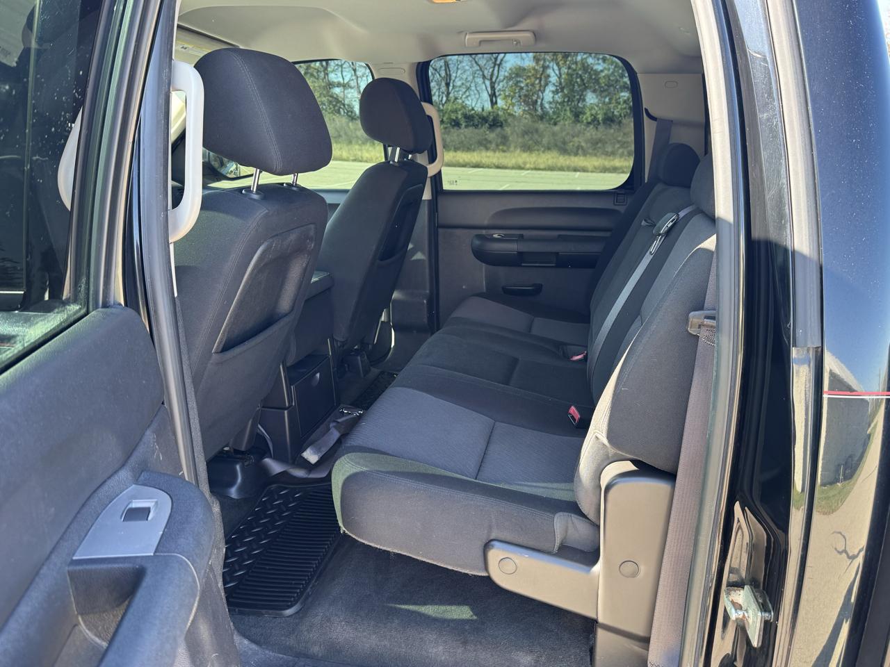 Chevrolet Silverado 1500 LT Crew Cab 4WD 2012
