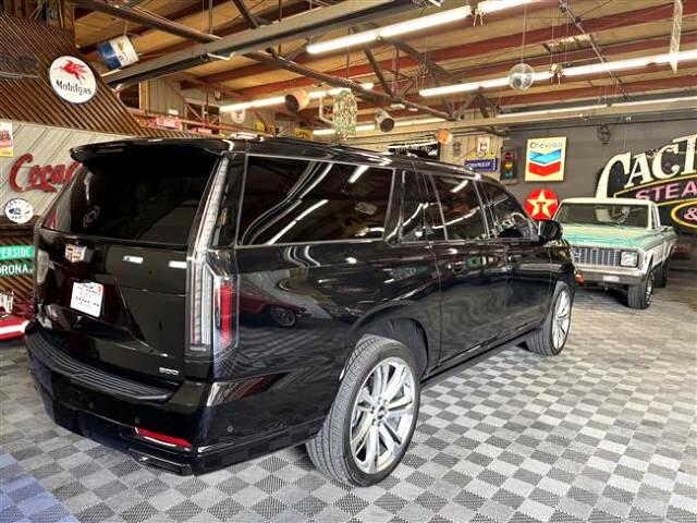 2025 Cadillac Escalade ESV 