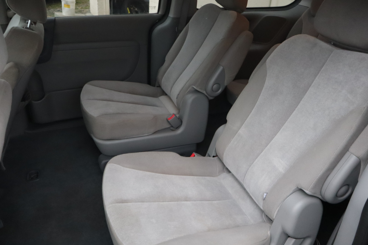 Kia Sedona LX LWB 2012 Kia Sedona LX LWB 2012