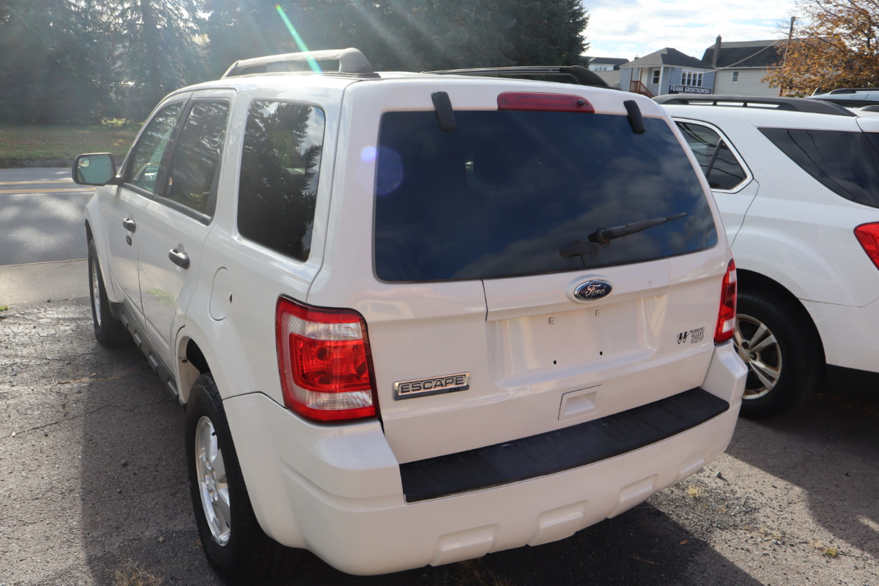 Ford Escape XLT FWD 2011 Ford Escape XLT FWD 2011