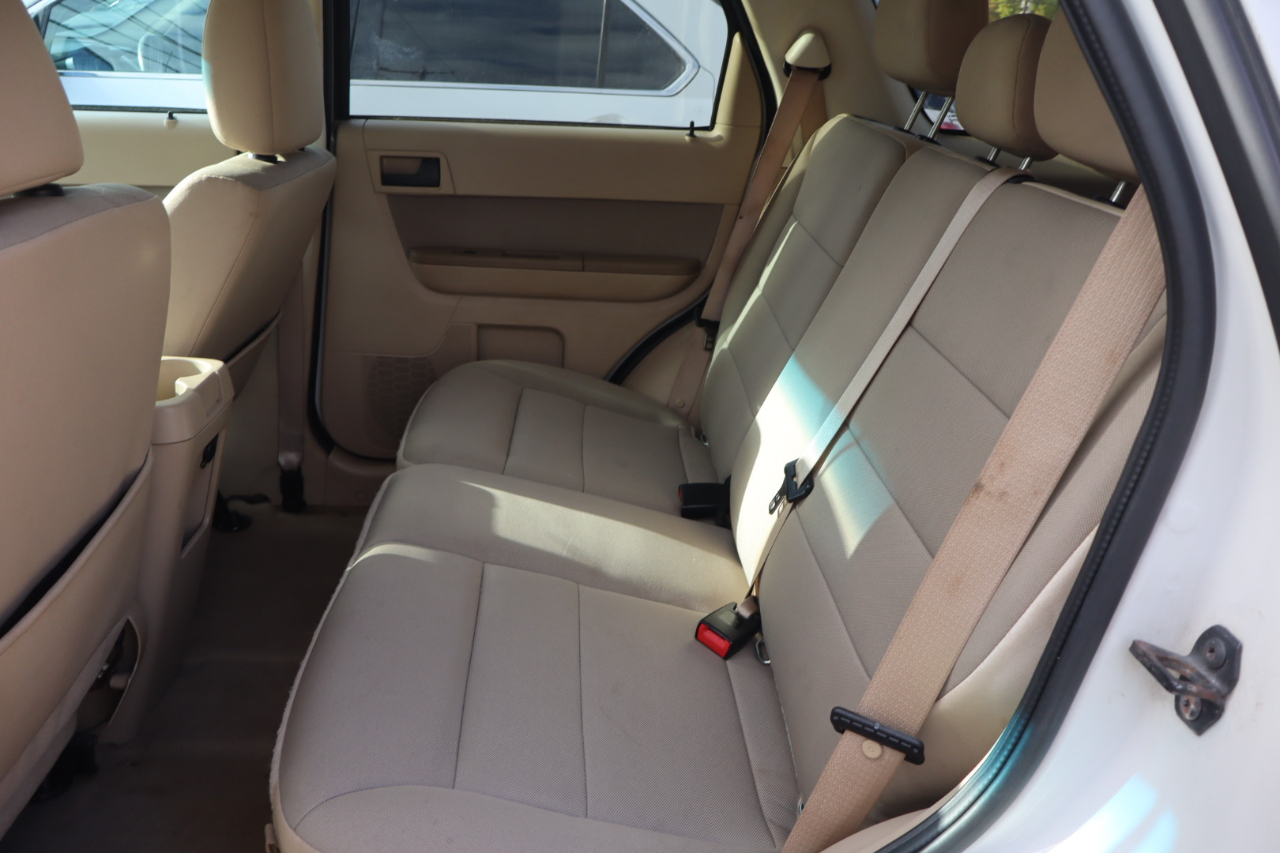 Ford Escape XLT FWD 2011 Ford Escape XLT FWD 2011