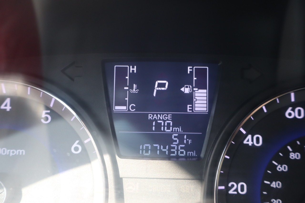 Hyundai Accent GLS 4-Door 6A 2015 Hyundai Accent GLS 4-Door 6A 2015