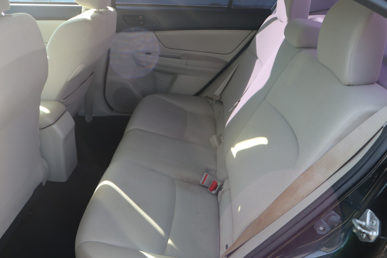 Subaru Impreza Base 4-Door 2013