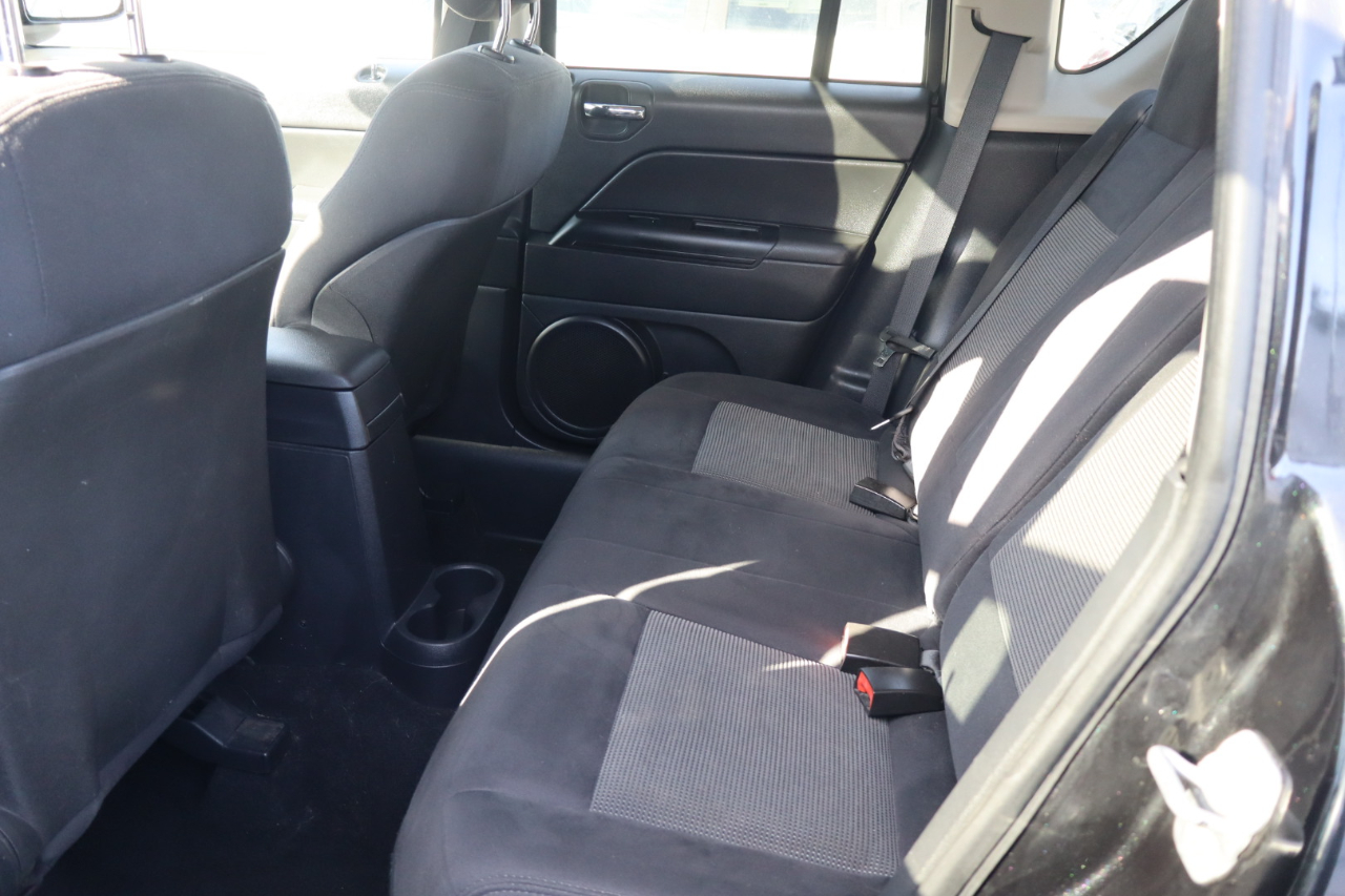 Jeep Compass Sport FWD 2011