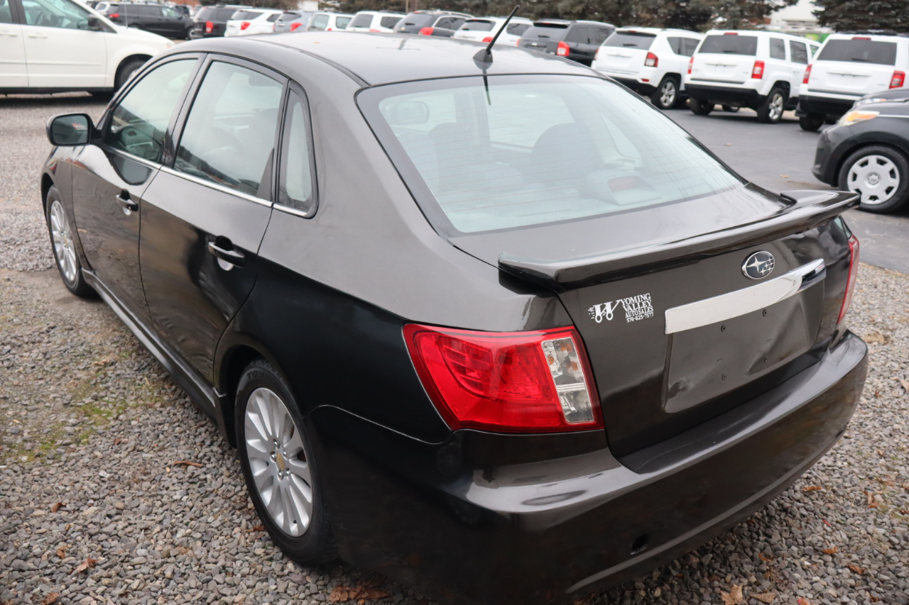Subaru Impreza 2.5i Premium 4-Door 2011