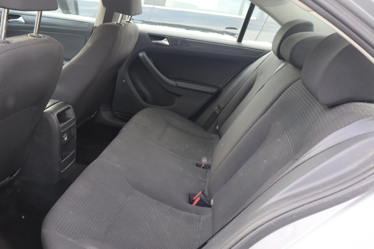 Volkswagen Jetta S 6A 2015