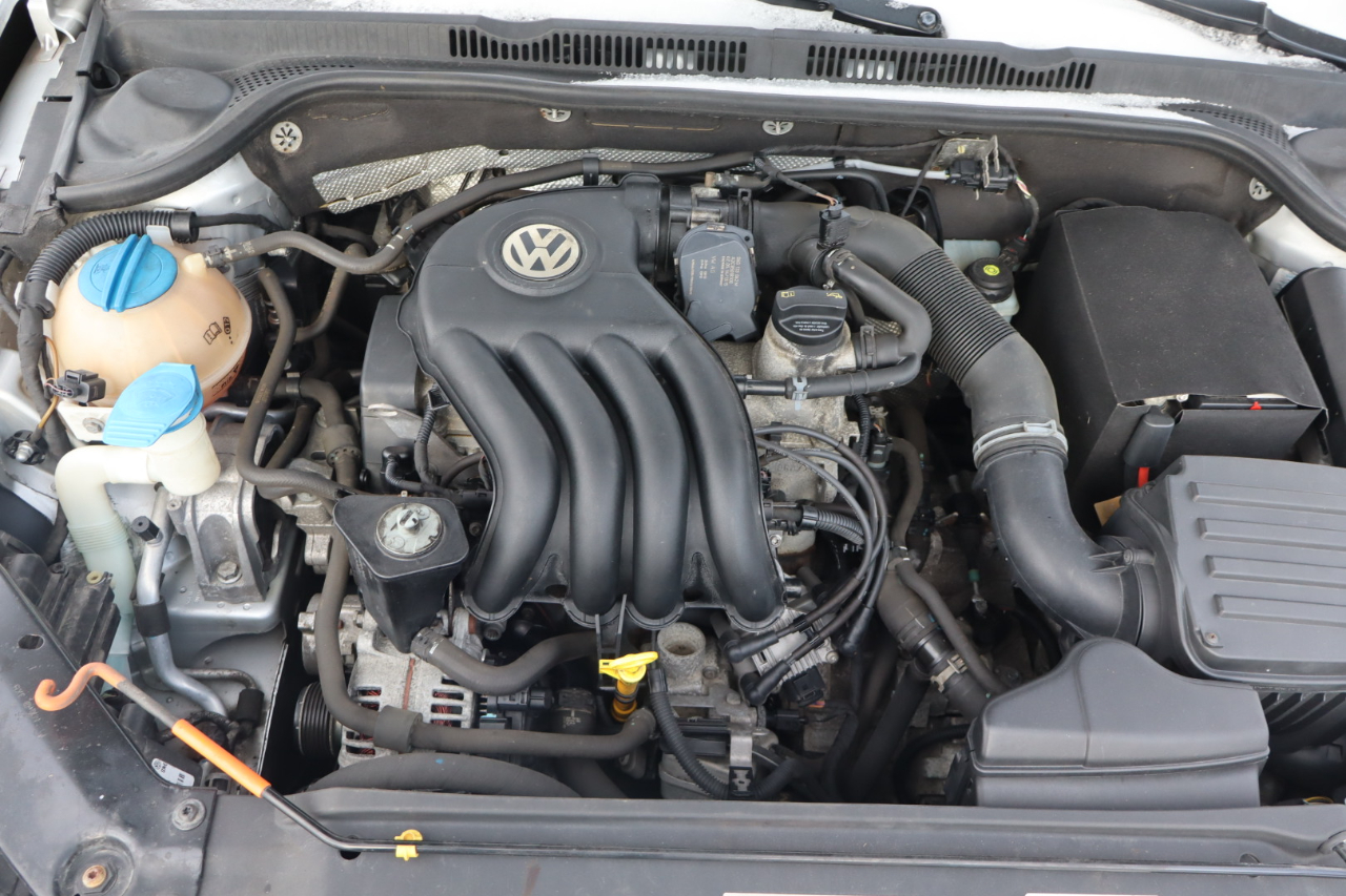 Volkswagen Jetta S 6A 2015