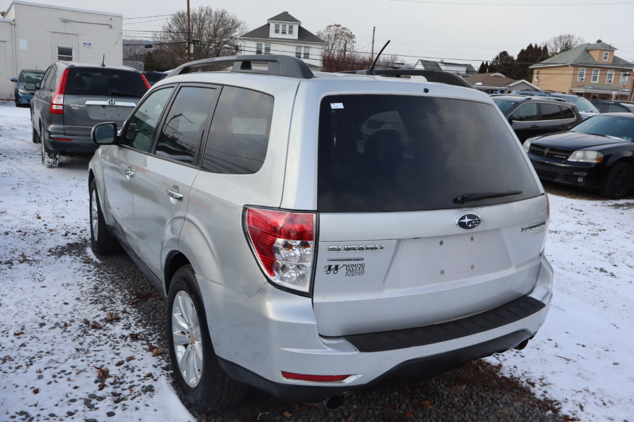 Subaru Forester 2.5X Limited 2011