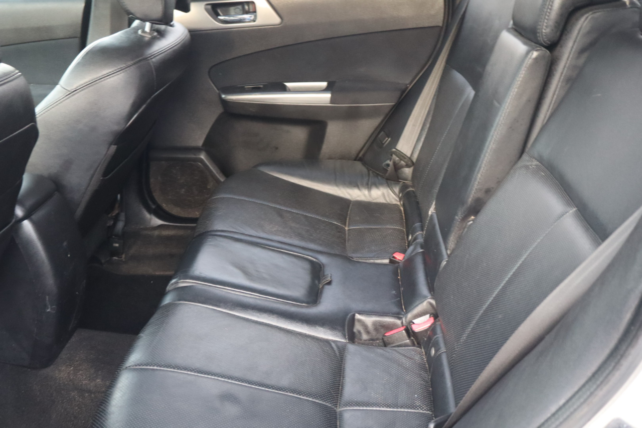 Subaru Forester 2.5X Limited 2011