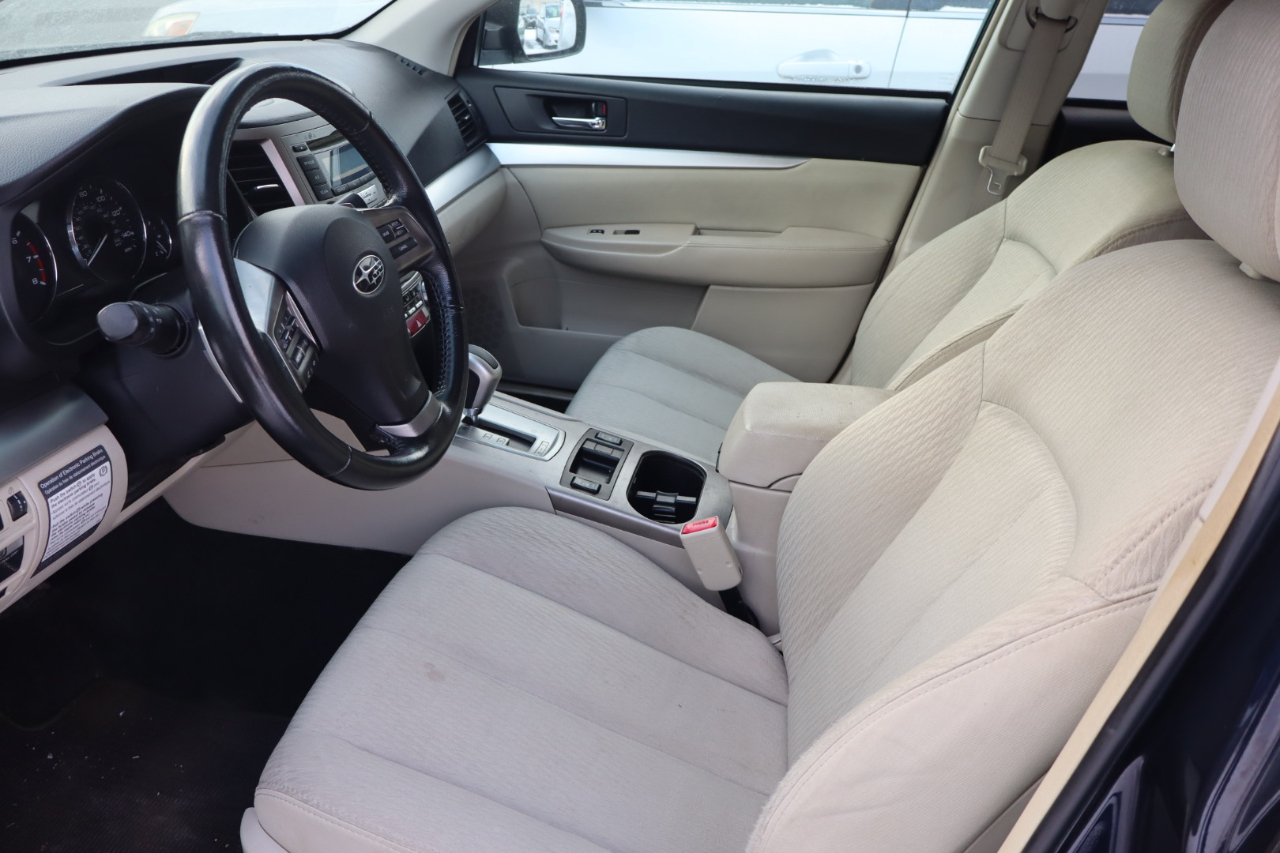 Subaru Outback 2.5i Premium 2012