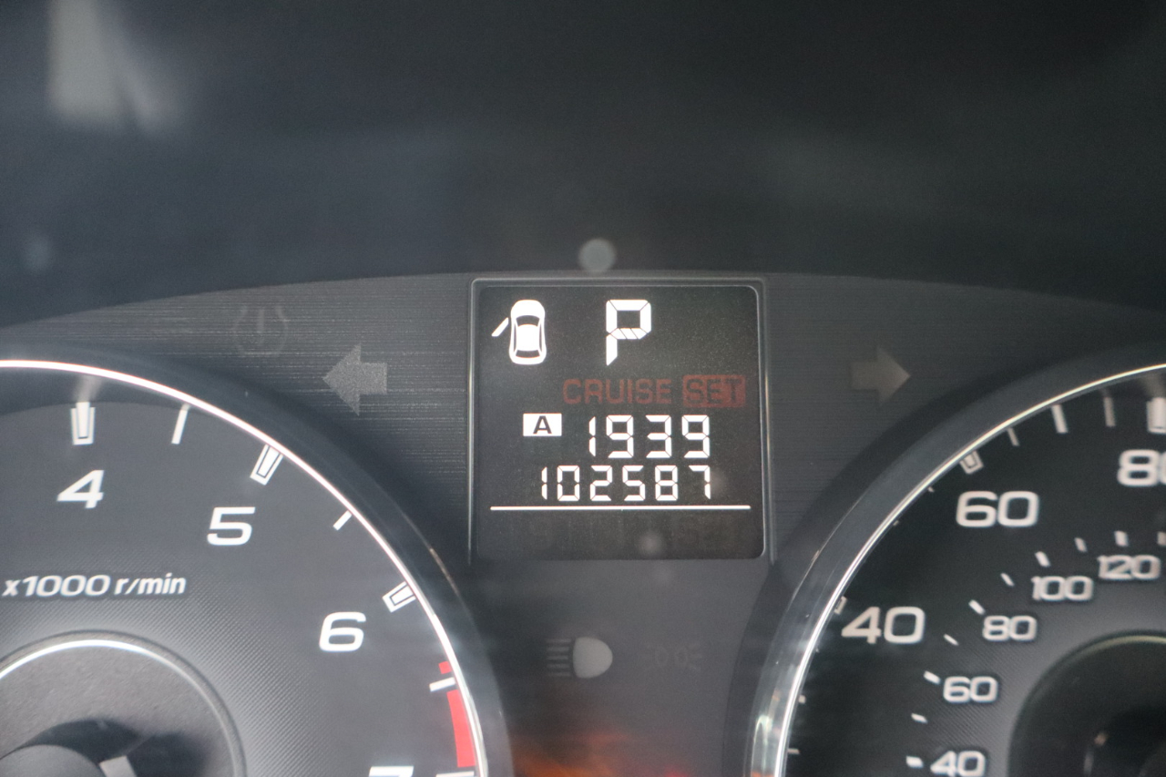 Subaru Outback 2.5i Premium 2012