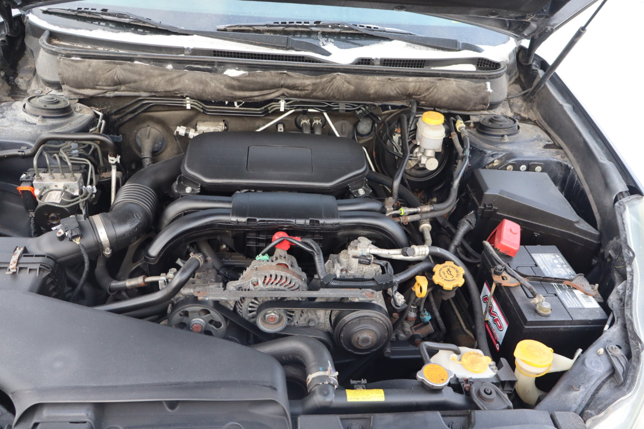 Subaru Outback 2.5i Premium 2012