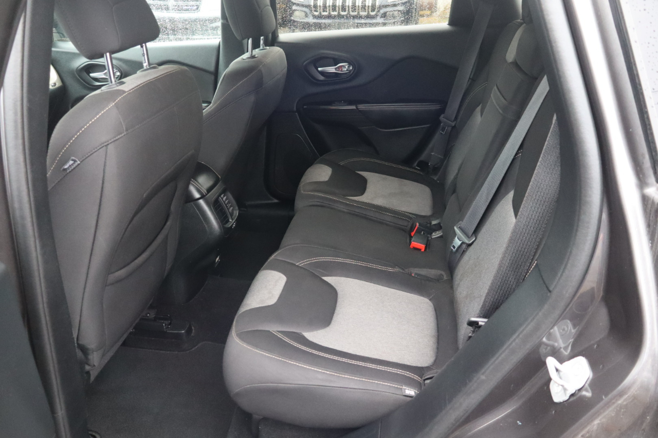 Jeep Cherokee Latitude 4WD 2014