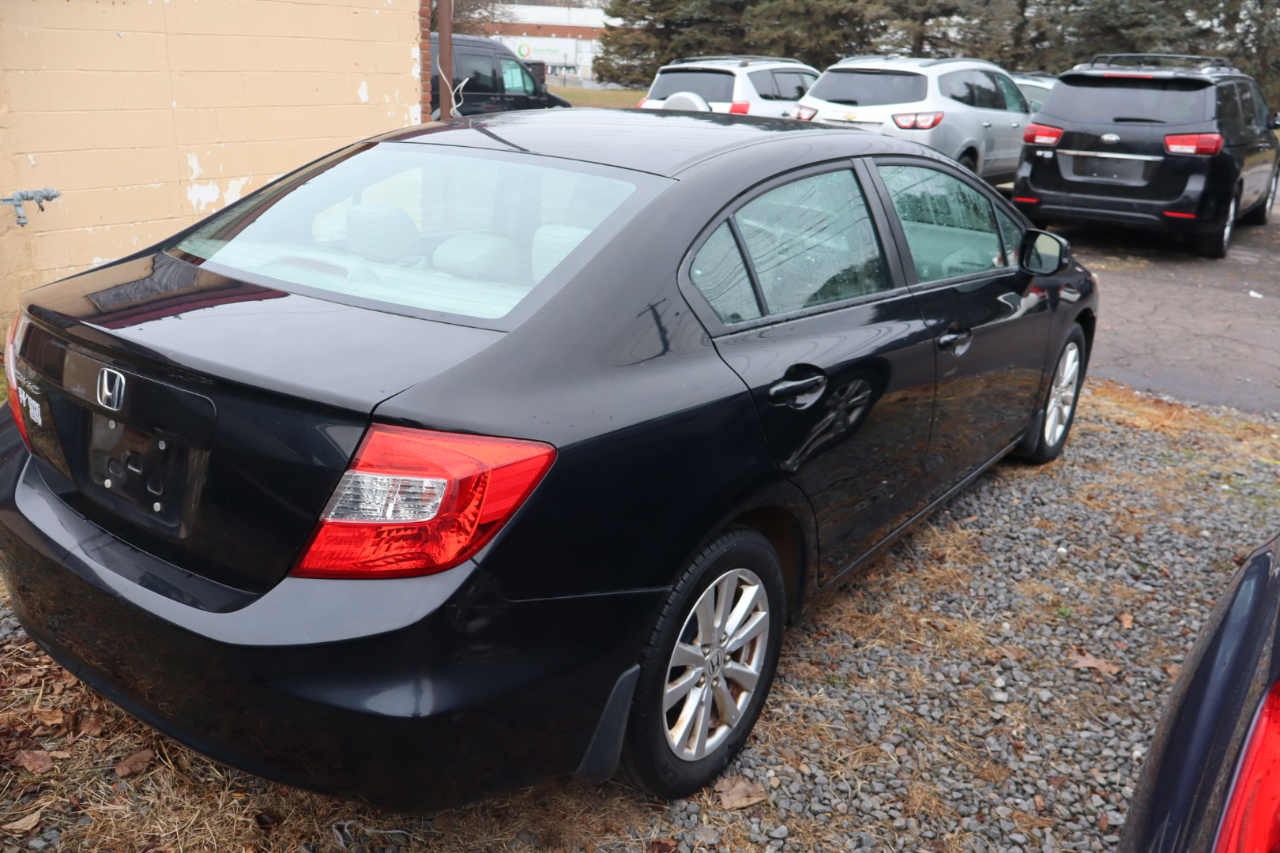Honda Civic EX-L Sedan 5-Speed AT 2012