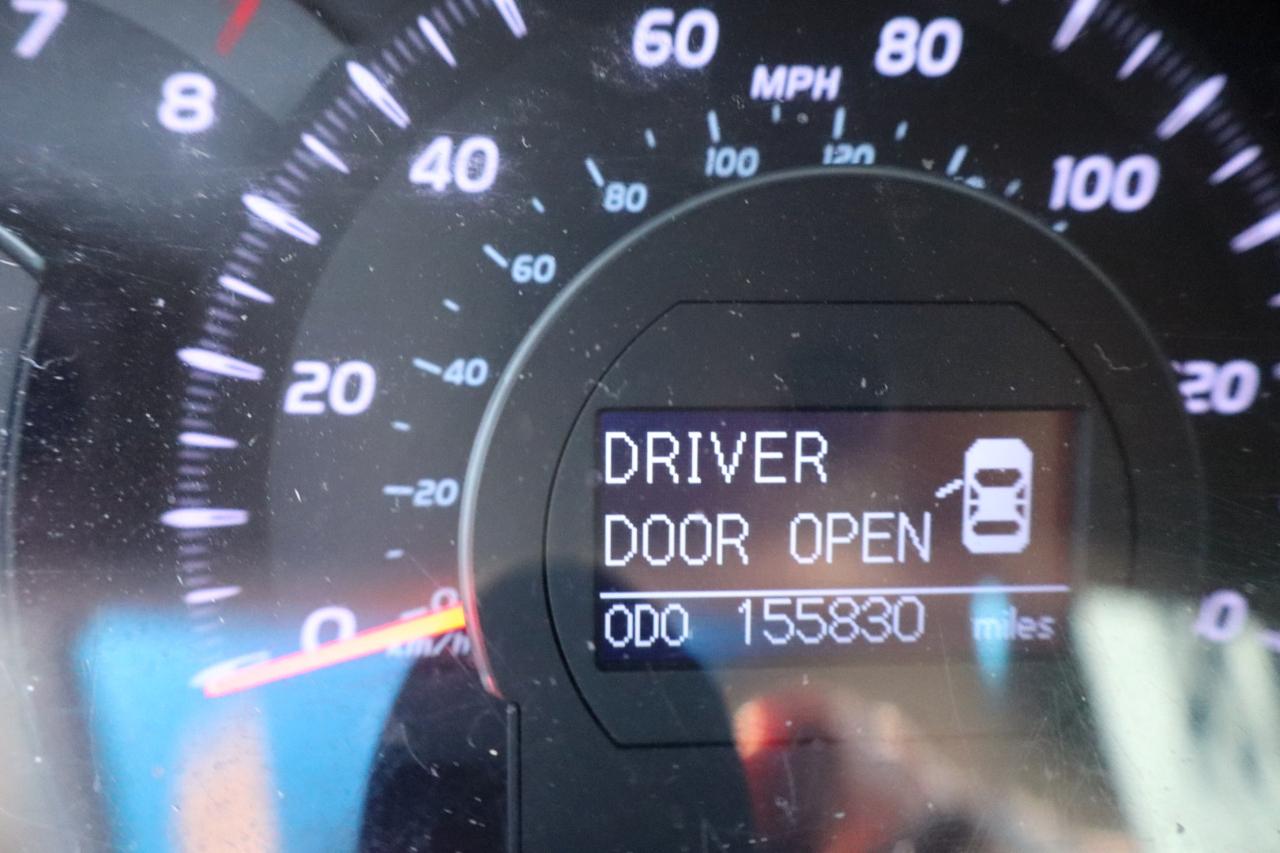 Toyota Camry SE 6-Spd MT 2010