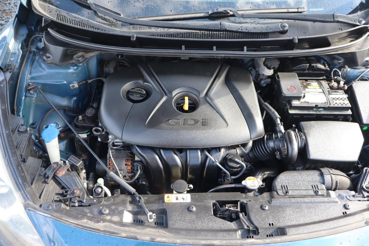 Hyundai Elantra GT A/T 2015