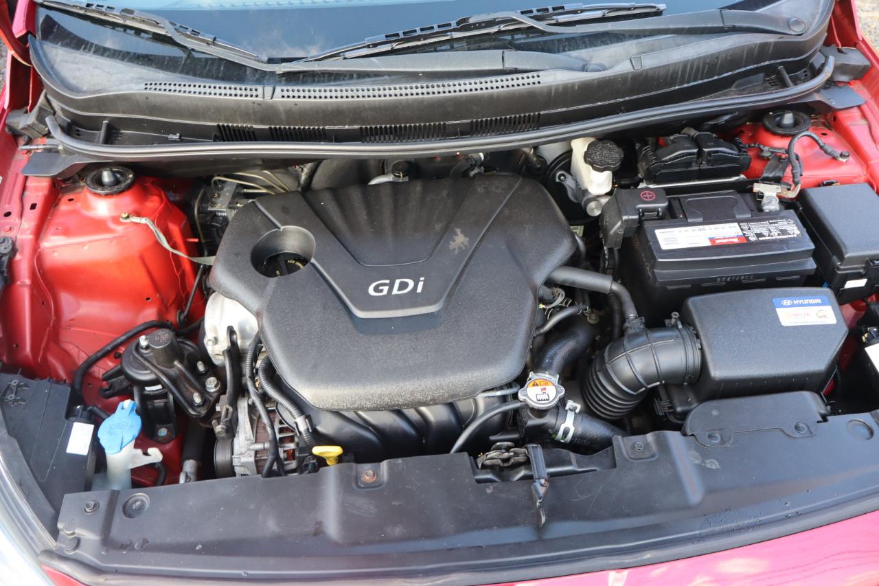 Hyundai Accent Sport 5-Door 6A 2016