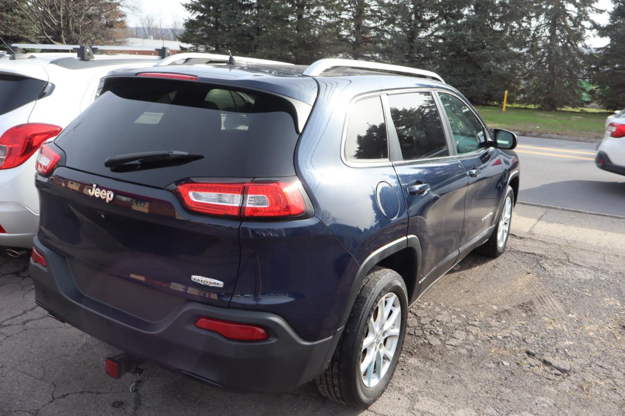 Jeep Cherokee Latitude FWD 2014