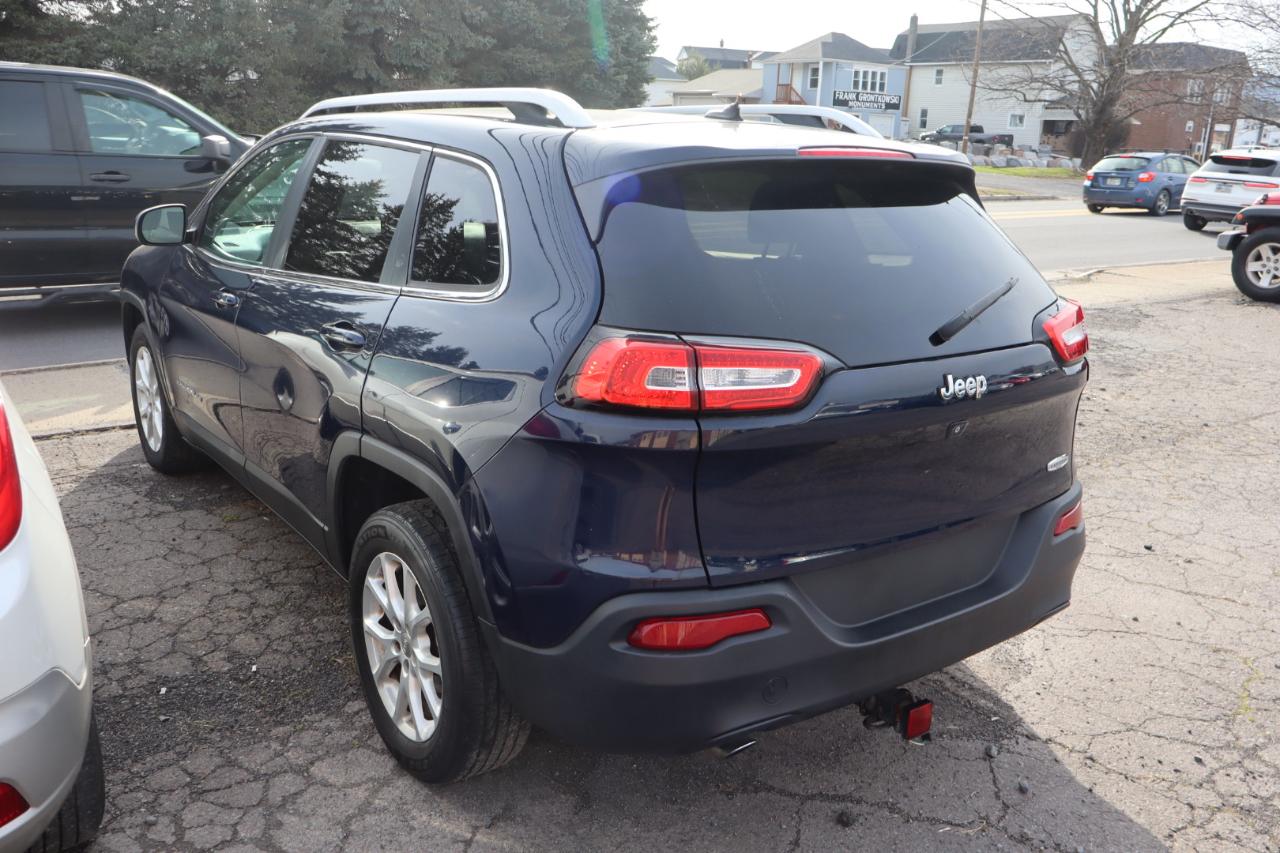 Jeep Cherokee Latitude FWD 2014