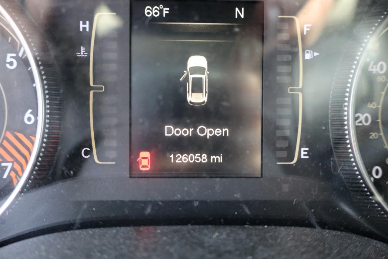 Jeep Cherokee Latitude FWD 2014