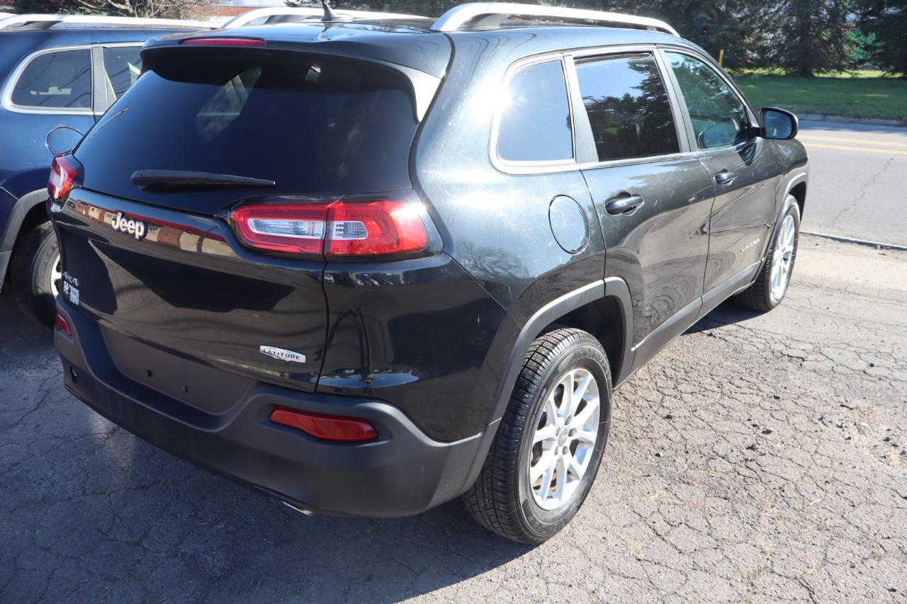 Jeep Cherokee Latitude 4WD 2014