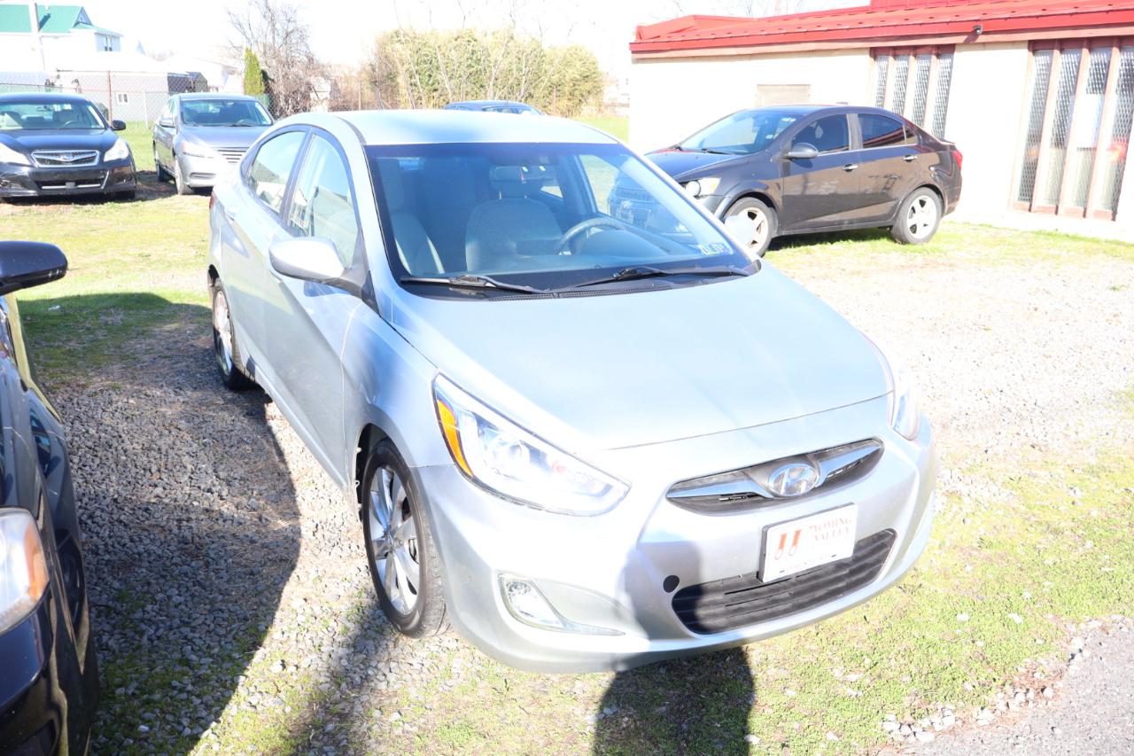 Hyundai Accent GLS 4-Door 2014