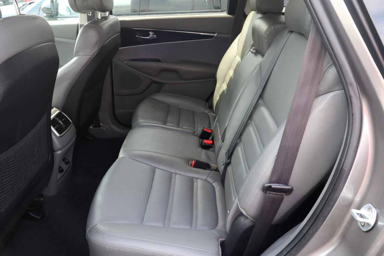 Kia Sorento EX V6 AWD 2016