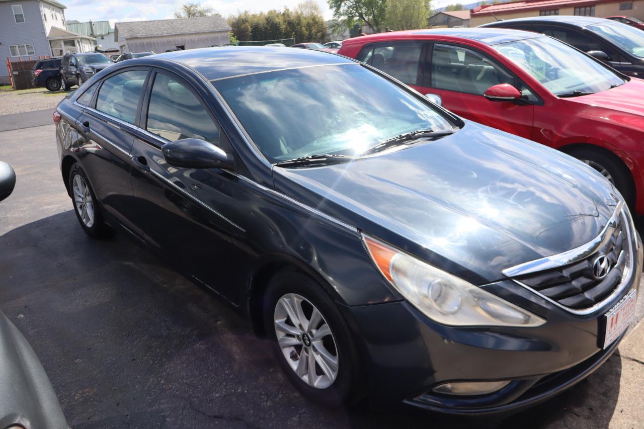 Hyundai Sonata GLS 2013