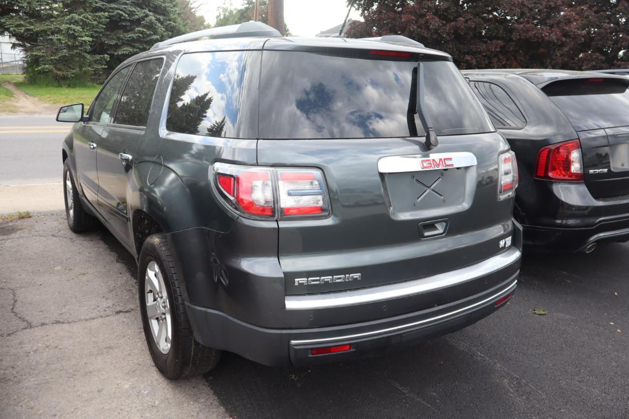 GMC Acadia SLE-1 FWD 2014