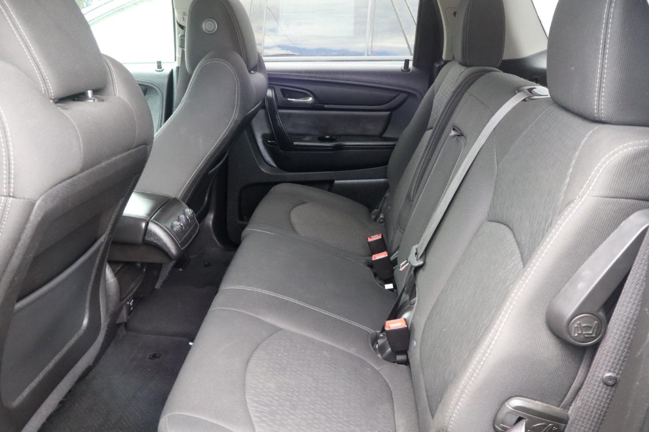 GMC Acadia SLE-1 FWD 2014