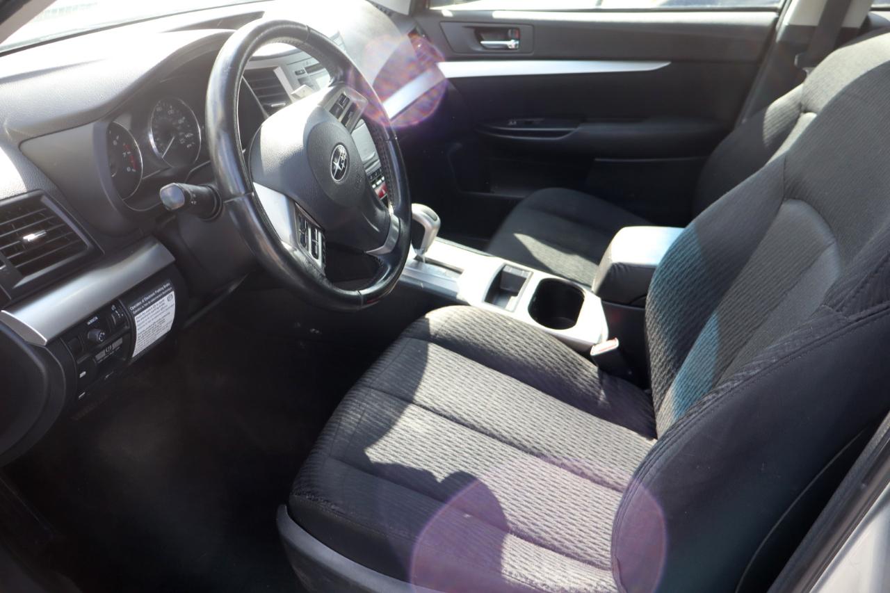 Subaru Legacy 2.5i Premium 2012