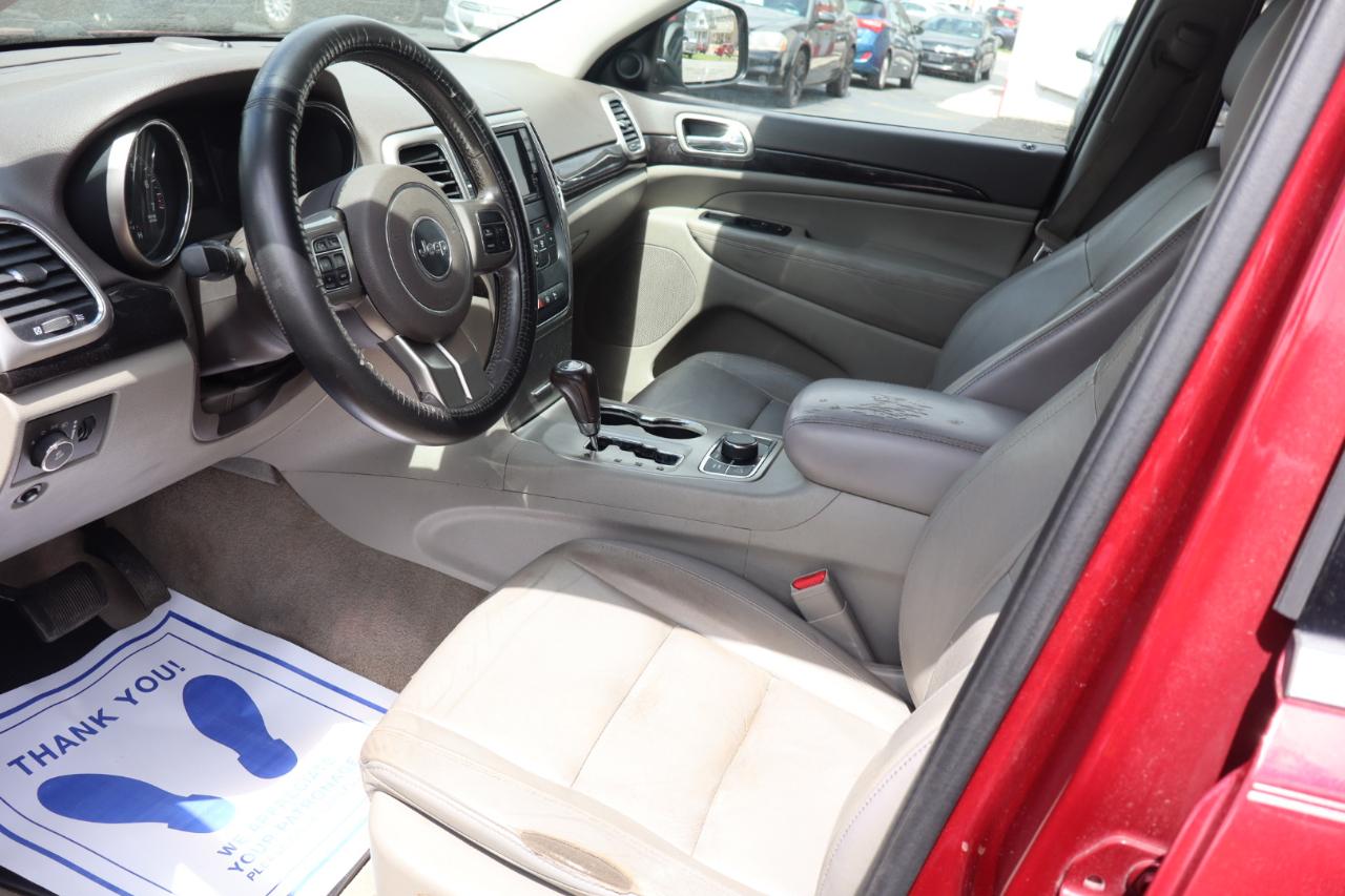 Jeep Grand Cherokee Laredo 4WD 2012