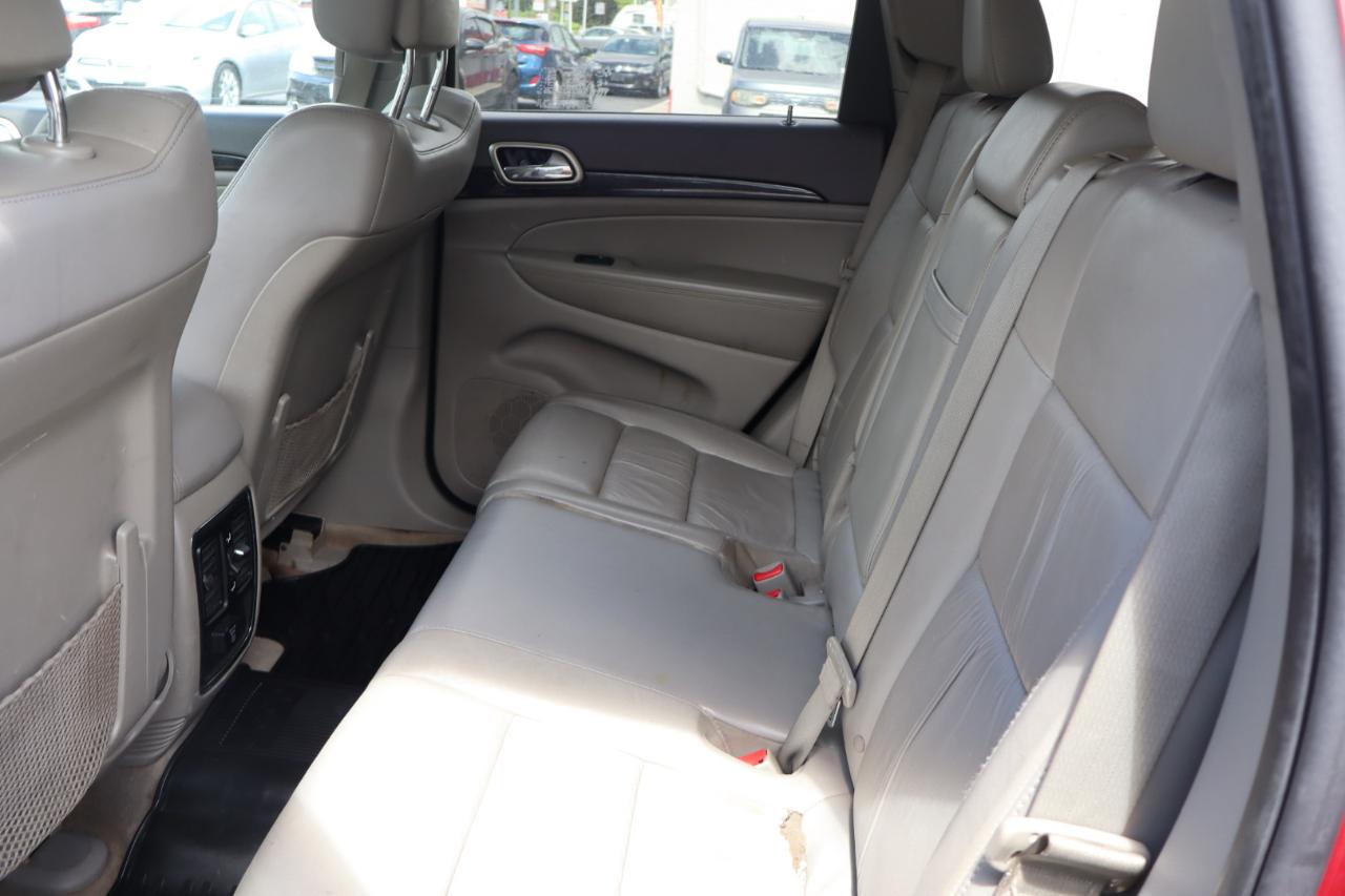 Jeep Grand Cherokee Laredo 4WD 2012