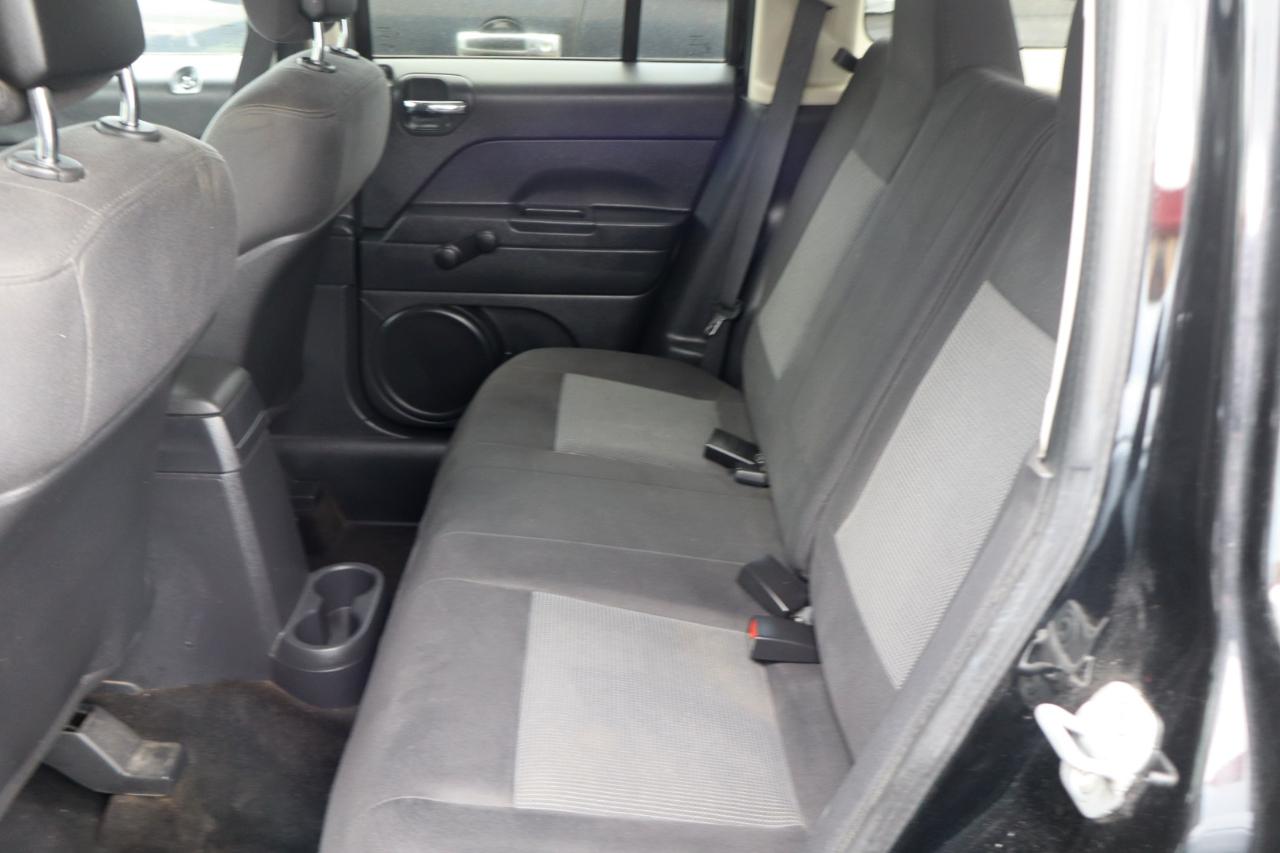 Jeep Patriot Sport 2WD 2013