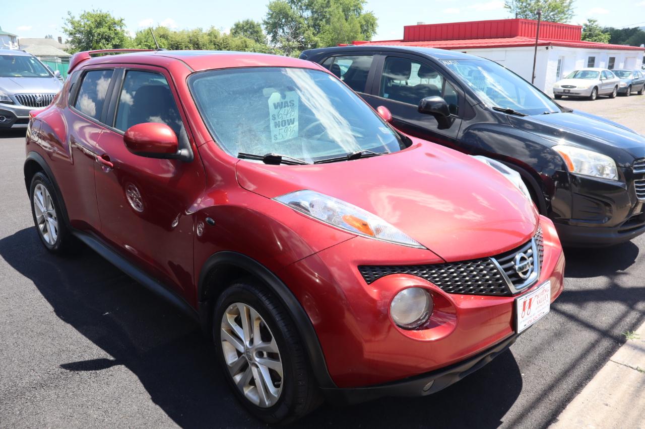 Nissan Juke S AWD 2011