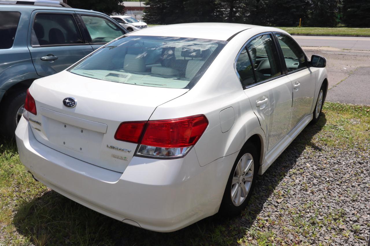 Subaru Legacy 2.5i Premium 2012