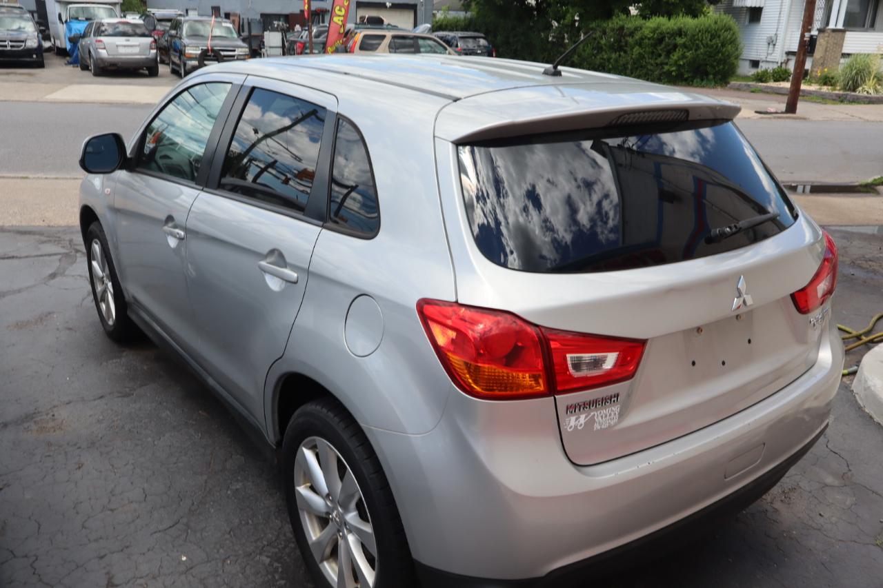 Mitsubishi Outlander Sport ES AWC 2014