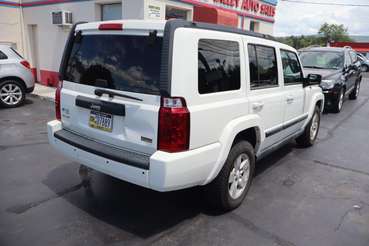 Jeep Commander Sport 4WD 2008