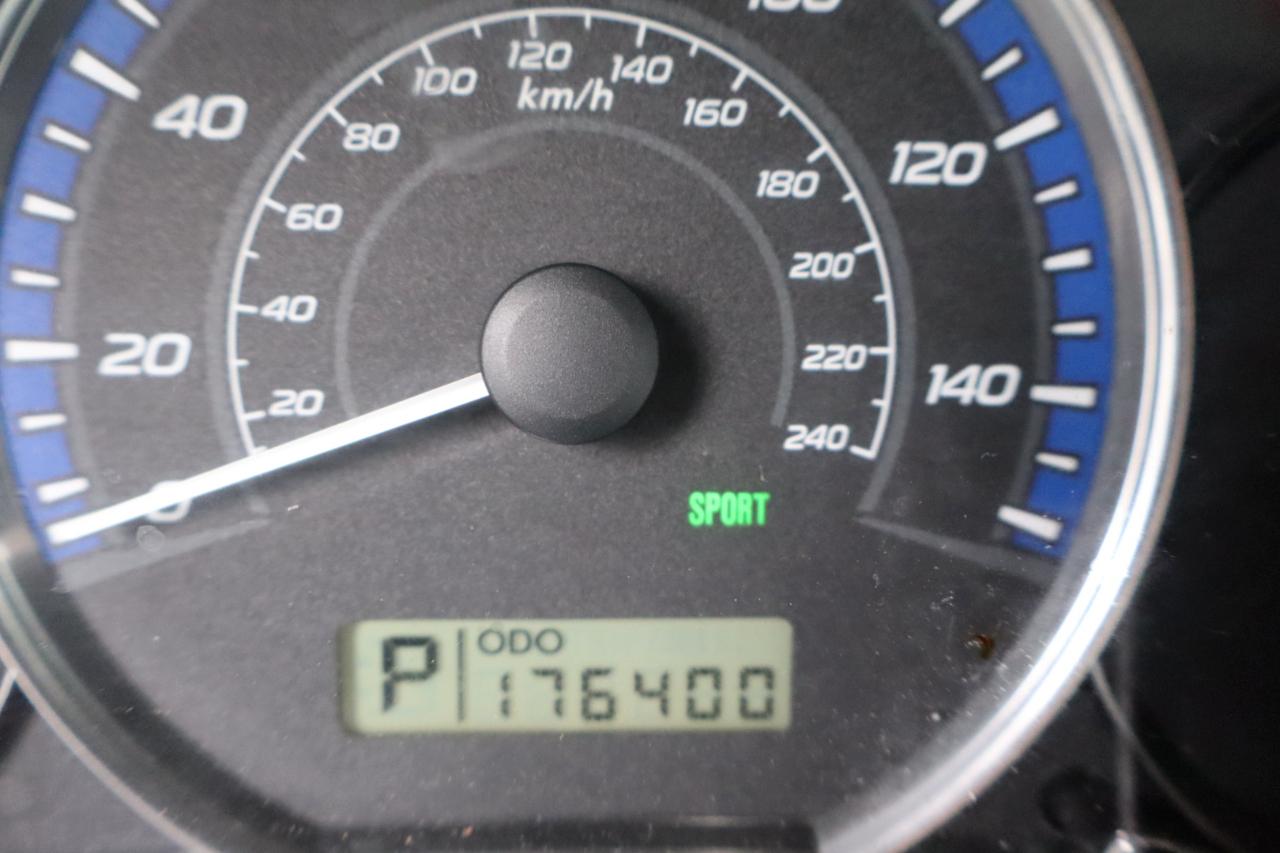 Subaru Forester 2.5X Limited 2012