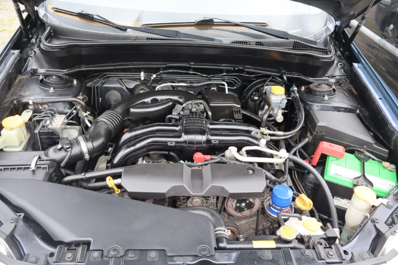 Subaru Forester 2.5X Limited 2012