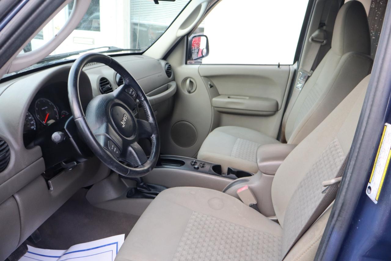 Jeep Liberty Sport 4WD 2007