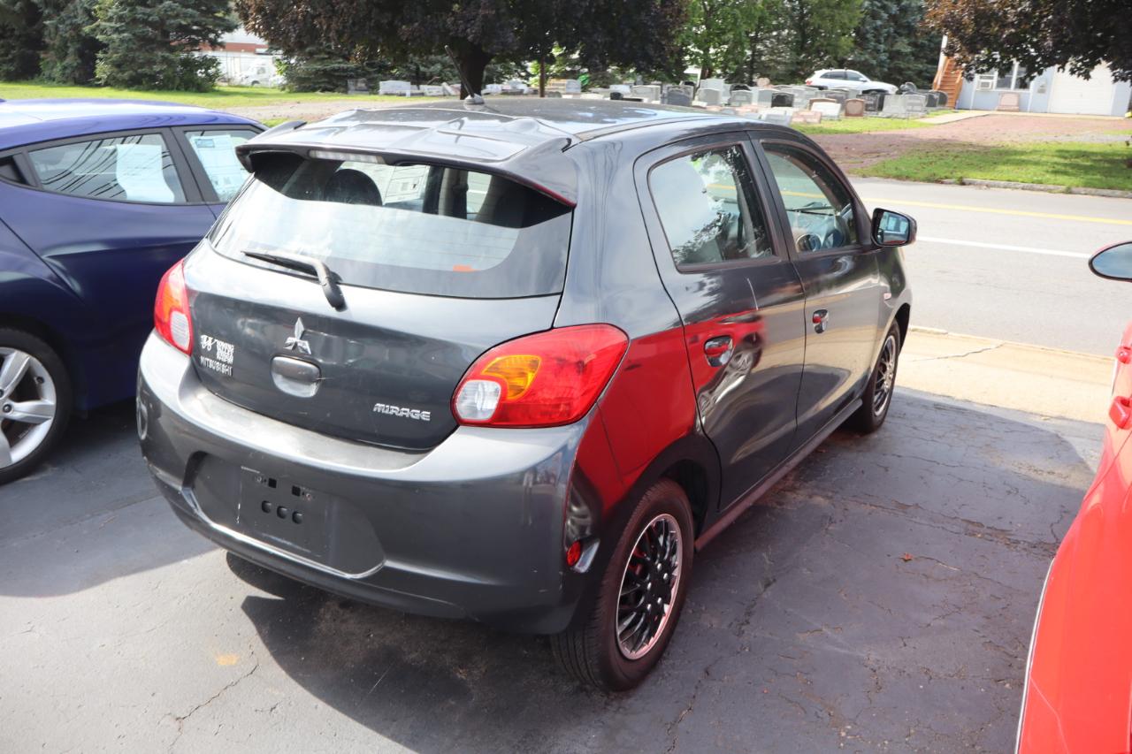 Mitsubishi Mirage ES 2015