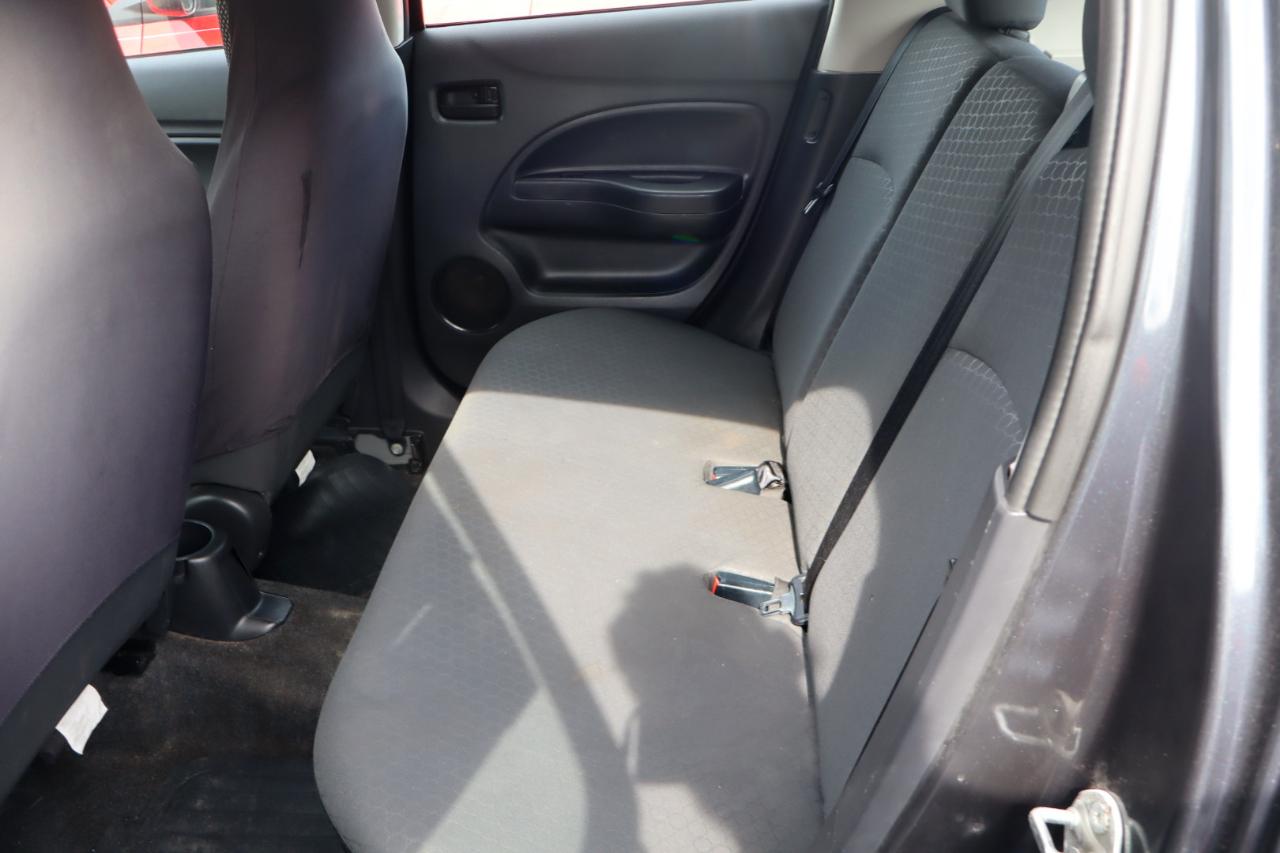 Mitsubishi Mirage ES 2015