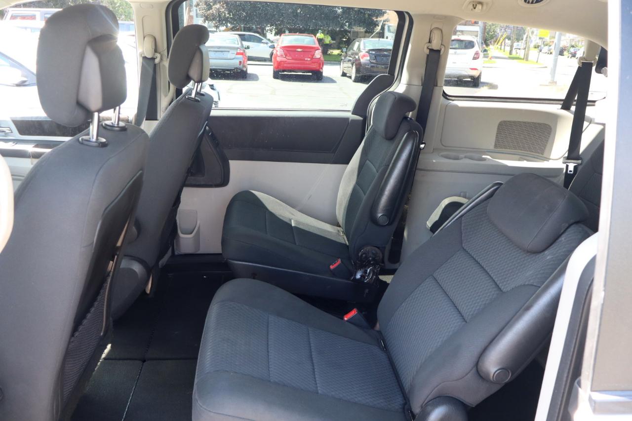 Dodge Grand Caravan SXT 2010