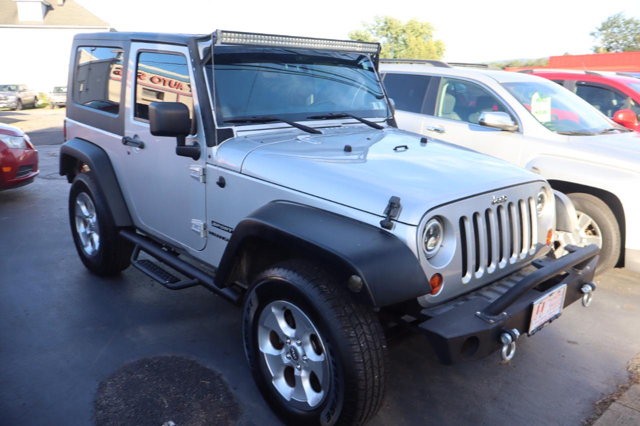 Jeep Wrangler Sport 4WD 2012